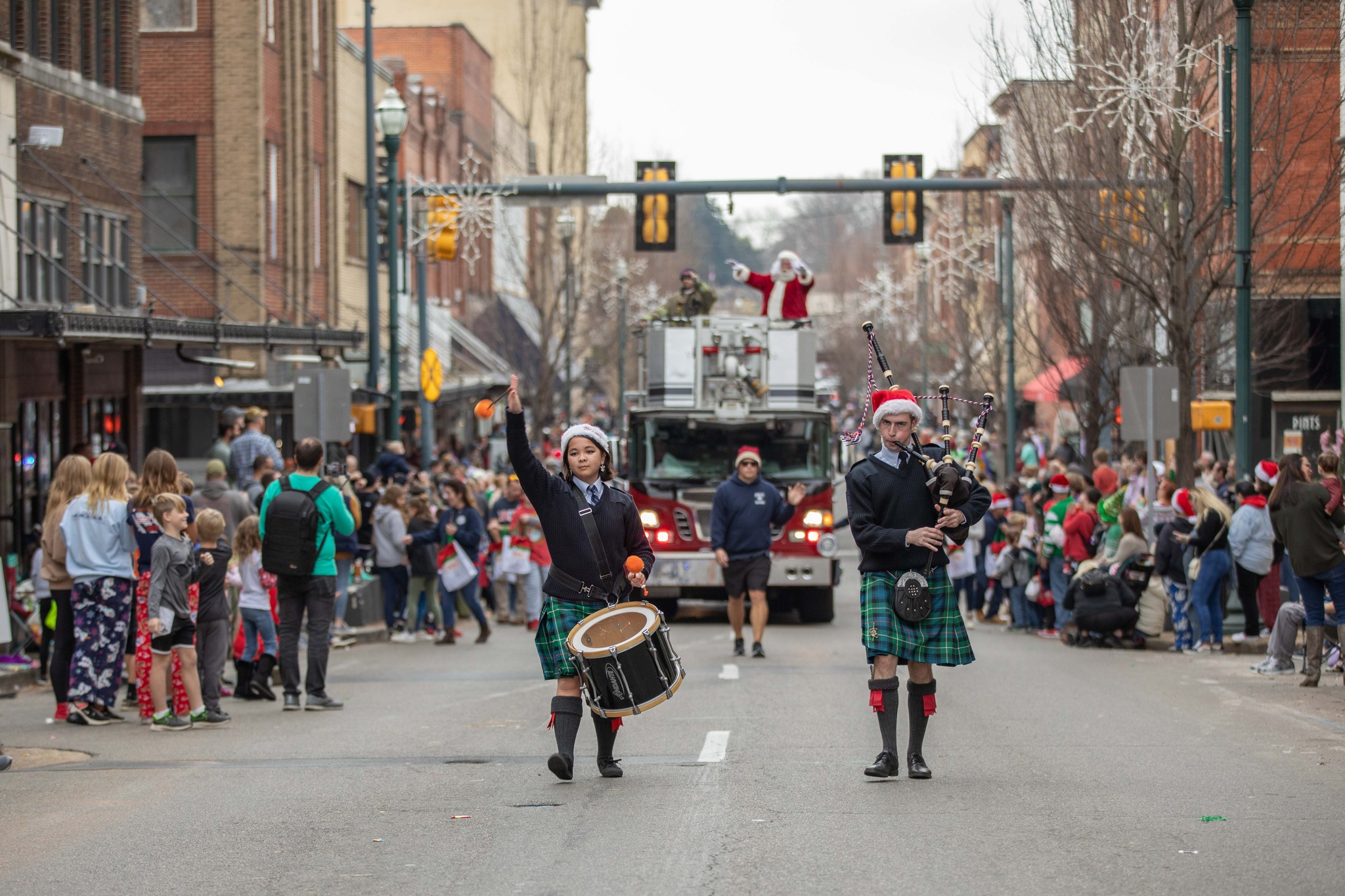 Theme and date announced for 2022 Johnson City Christmas Parade 96.9 WXBQ