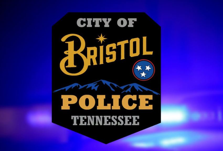 Police asking for witnesses to fatal Volunteer Parkway crash